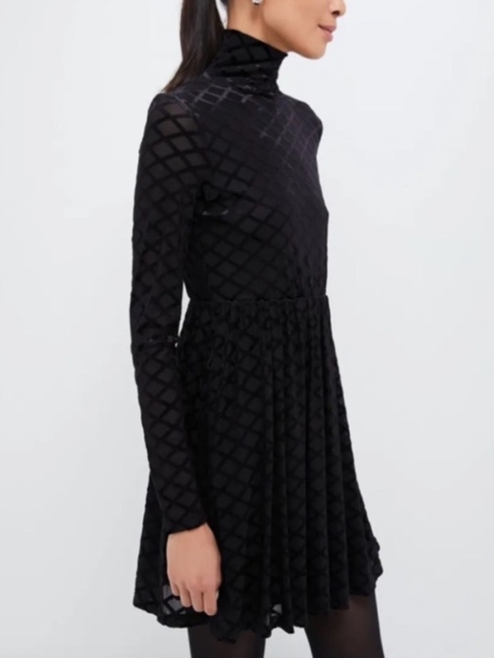 Tuckernuck Rowan Black Velvet Burnout Mock Neck Mini Dress Large LBD - Picture 2 of 12